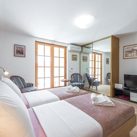 Sunshine Place Apartments ดูบรอฟนิก ภายนอก รูปภาพ