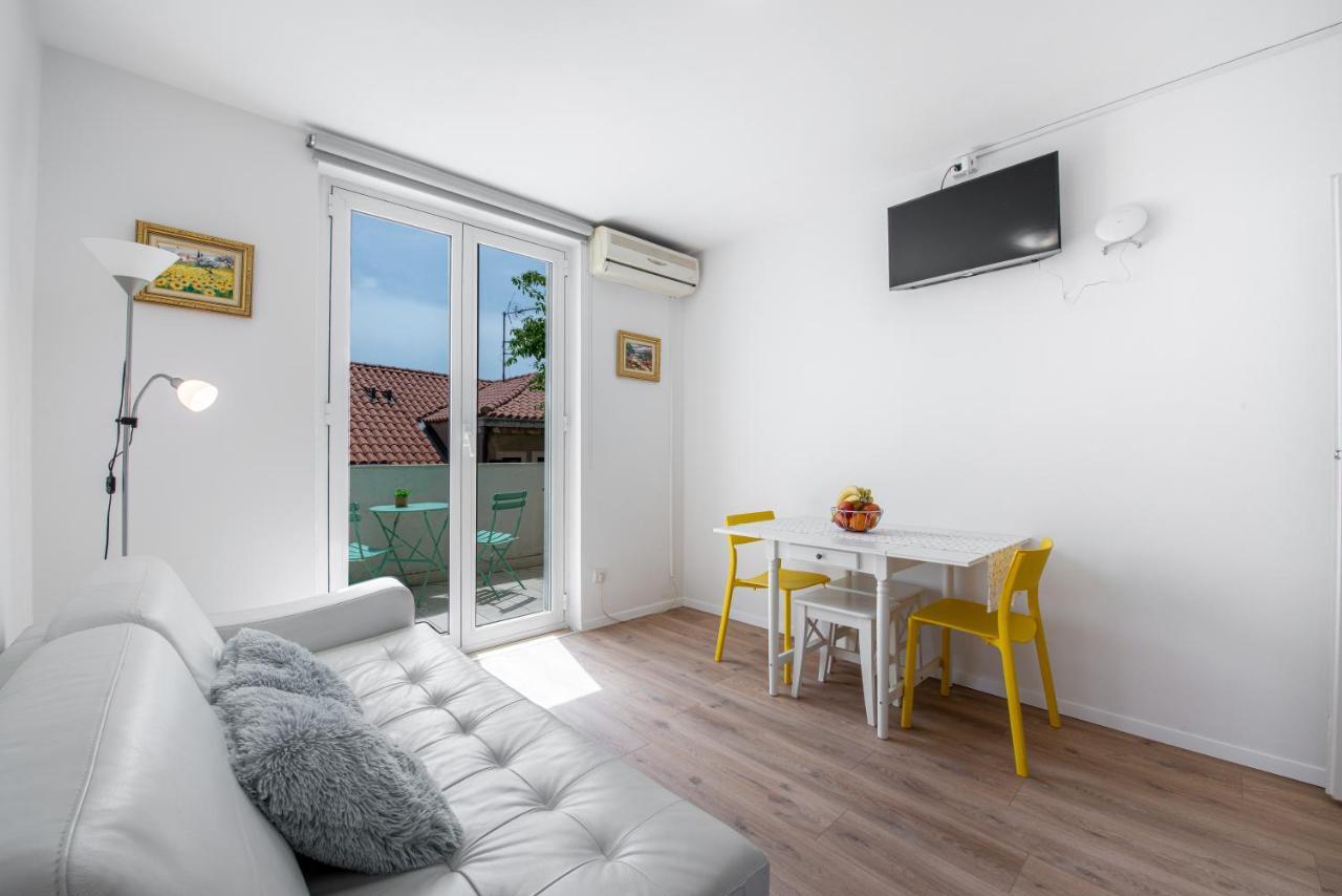 Sunshine Place Apartments ดูบรอฟนิก ภายนอก รูปภาพ