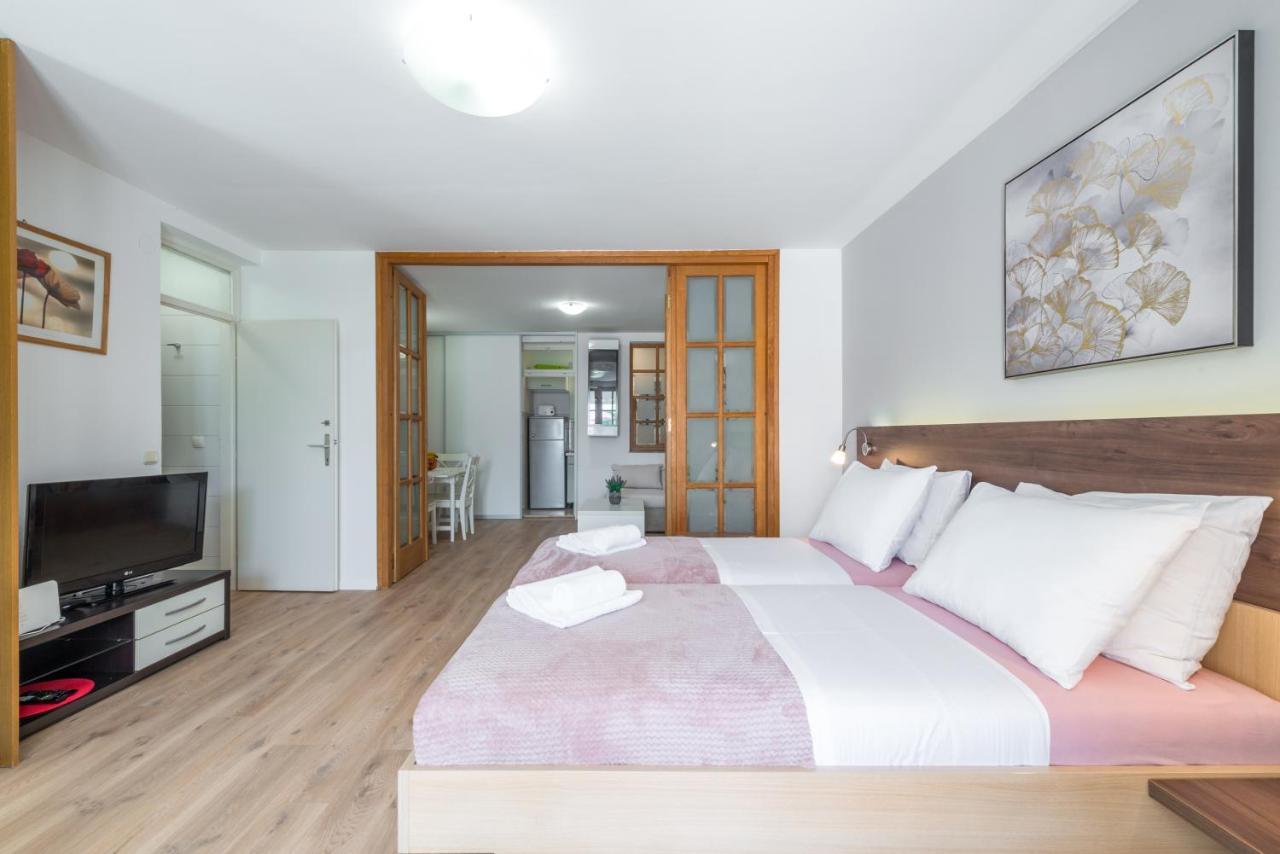 Sunshine Place Apartments ดูบรอฟนิก ภายนอก รูปภาพ
